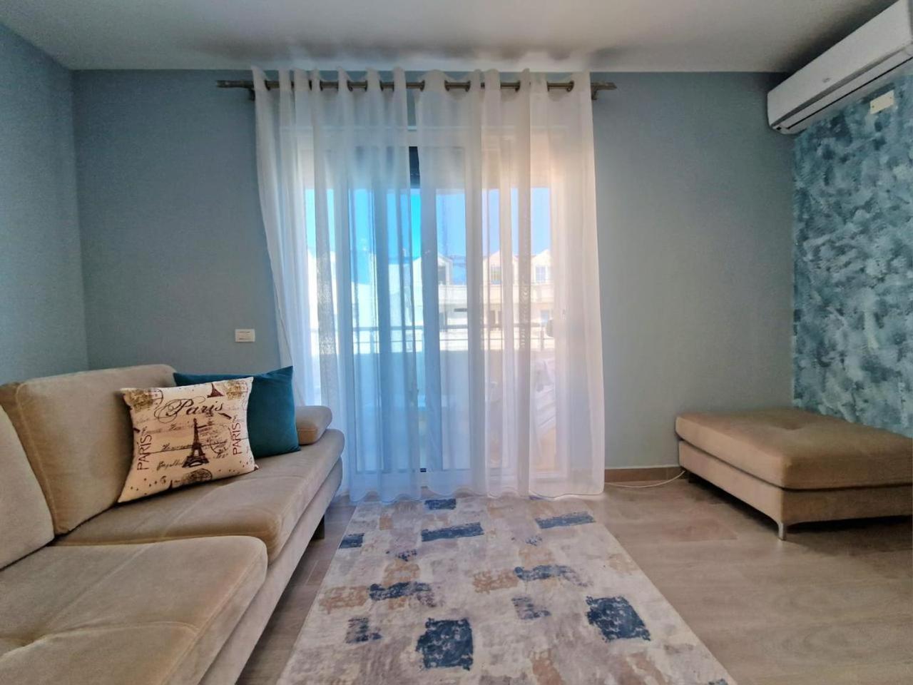 Apartament Anda's Cozy Place At Fafa Golem (Tirana)